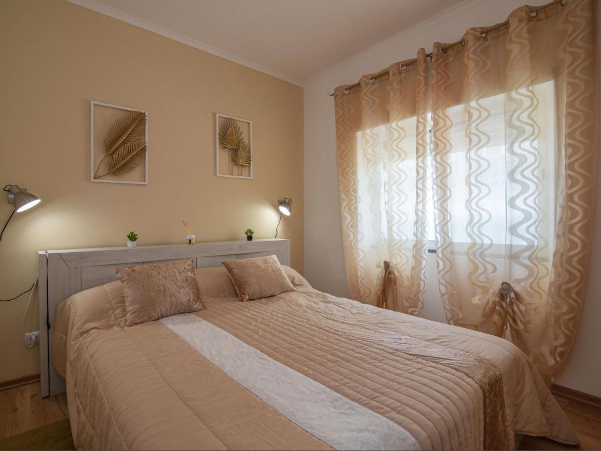 Holiday Home Felicidade By Interhome โอลเญา ภายนอก รูปภาพ